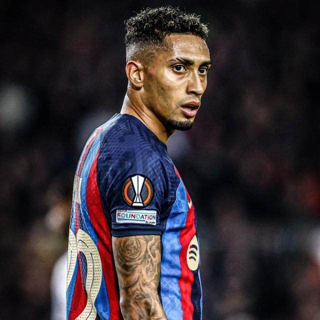 1677425741060012928.jpg lafeiniya.jpg